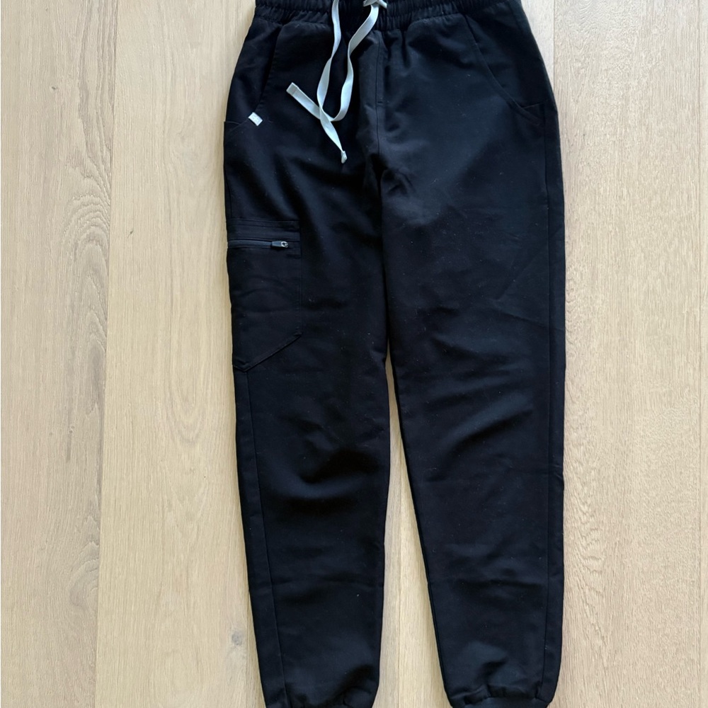 Used Figs High Waisted ZamoraT™ Jogger Scrub Pants xs